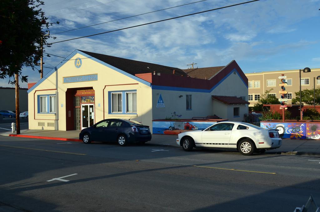 Monterey Hostel Exterior foto