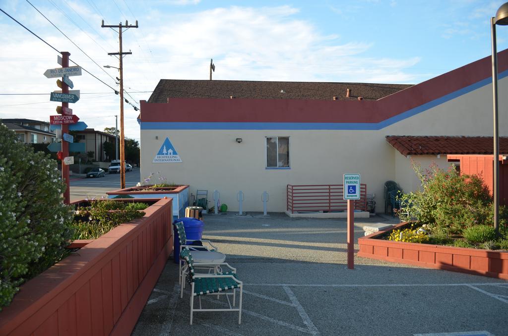 Monterey Hostel Exterior foto